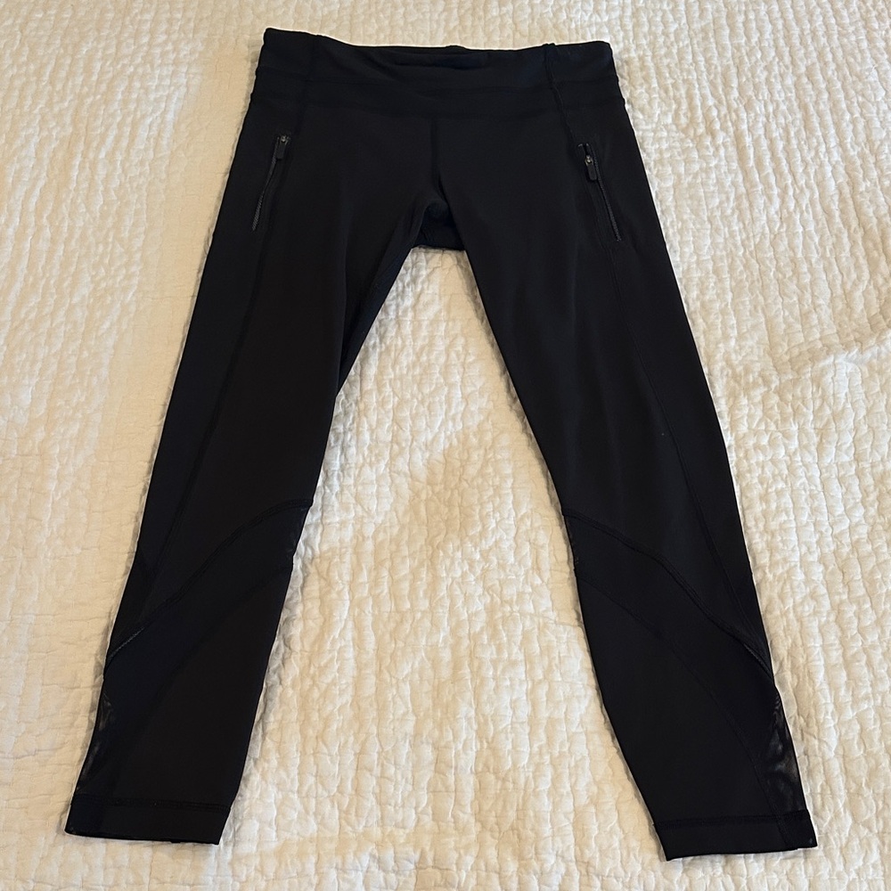 Lululemon Leggings with mesh and reflective details